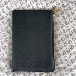 Dagne Dover Essentials Clutch Wallet